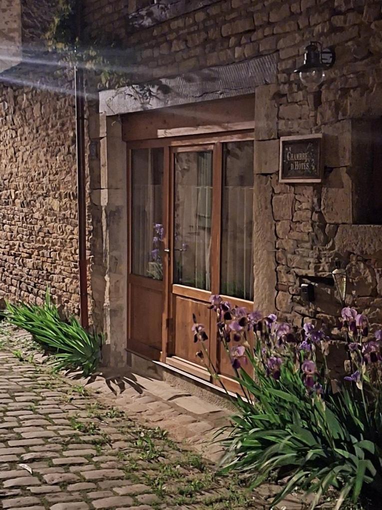 Chambre Les Marguerites クリュニー エクステリア 写真